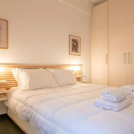 The Art Street Penthouse In Atenas
